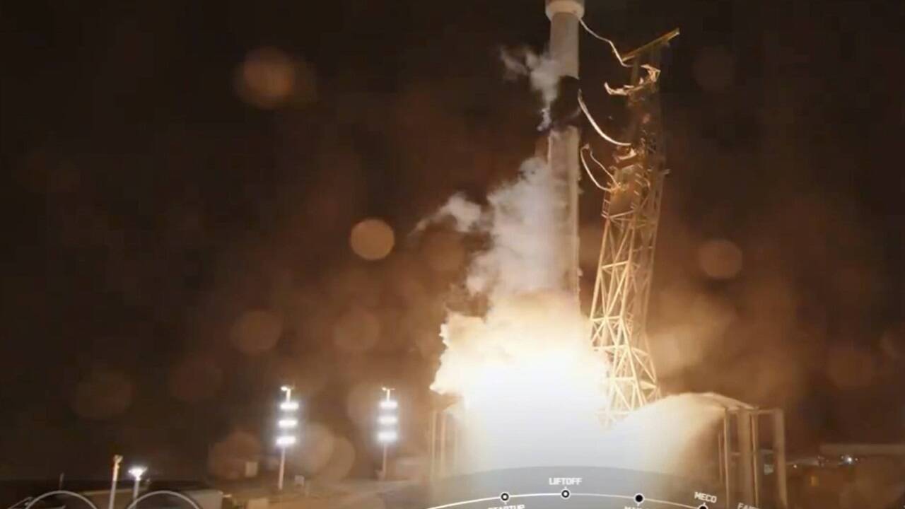 Das „SphereX“-Teleskop ist bereits unterwegs ins Weltall.   Das „SphereX“-Teleskop ist bereits unterwegs ins Weltall.