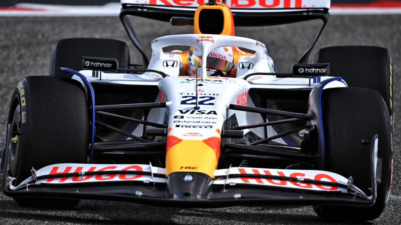 Der Bolide der Racing Bulls lässt die Herzen der Formel-1-Fans höherschlagen.  