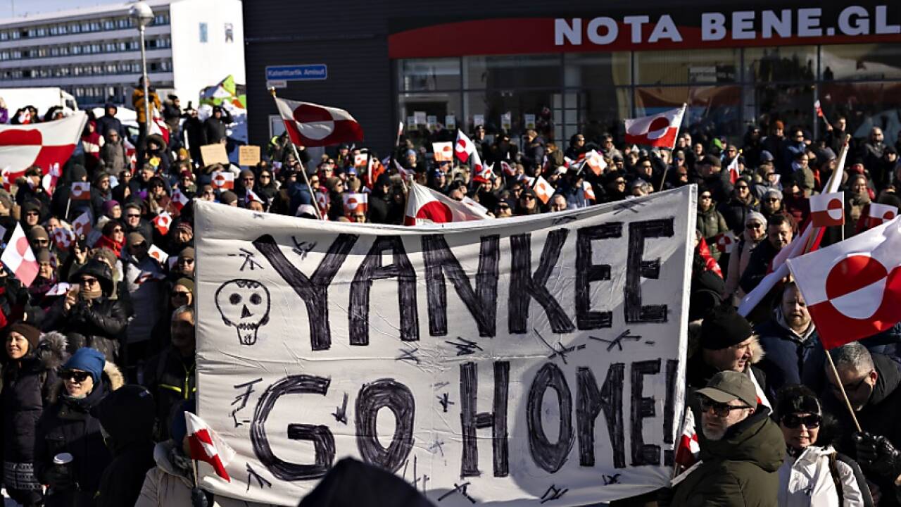 Demonstration in Nuuk gegen Trumps umstrittene Pläne 