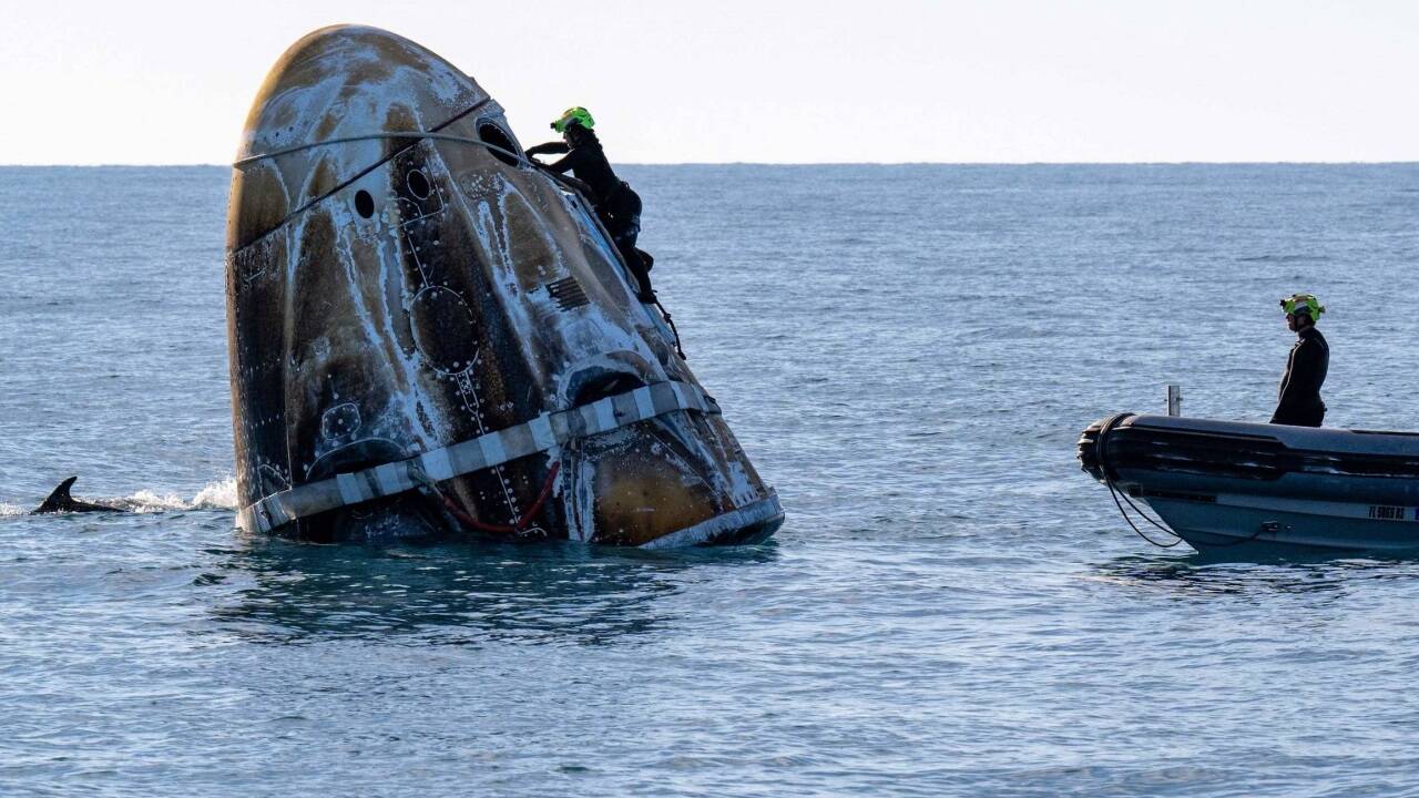 Die 'Crew Dragon'-Raumkapsel mit Suni Williams und Barry Wilmore an Bord war vor der Küste des US-Bundesstaates Florida im Meer gelandet. 