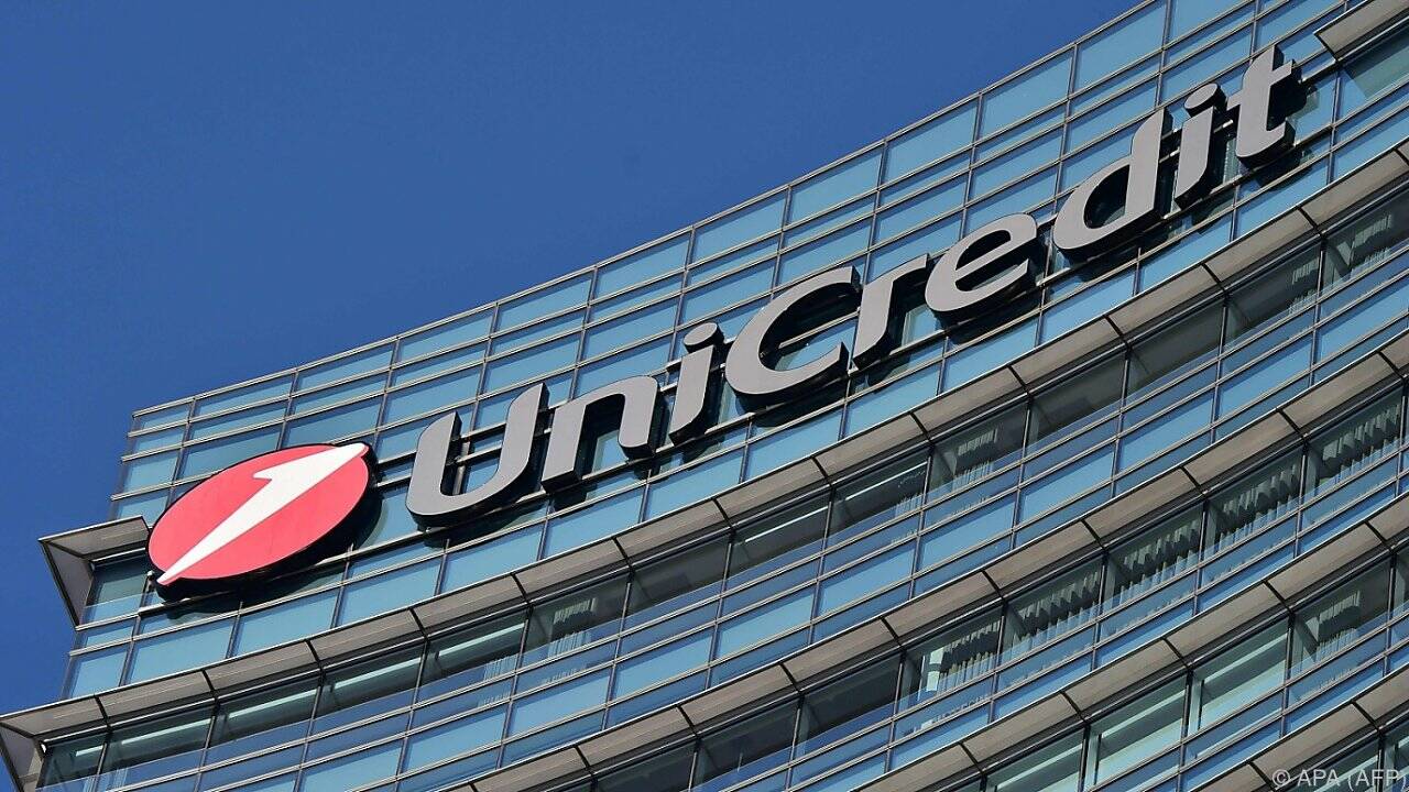 UniCredit-Gewinn 2015 auf 1,7 Milliarden Euro gesunken