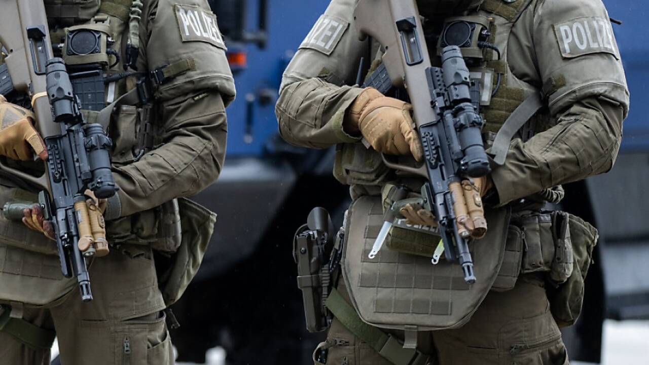 Auch die Cobra war bei der Razzia beteiligt (Symbolbild). 