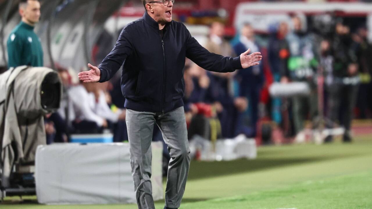 ÖFB-Teamchef Ralf Rangnick musste sich mit seinem Team in Belgrad mit 0:2 geschlagen geben. ÖFB-Teamchef Ralf Rangnick musste sich mit seinem Team in Belgrad mit 0:2 geschlagen geben.