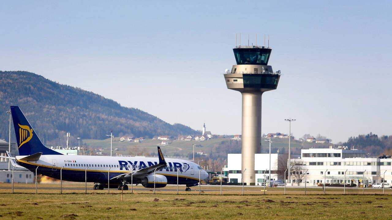 Das Erdreich beim Salzburger Flughafen ist mit sehr langlebigen Chemikalien kontaminiert, die auch das Grundwasser verunreinigt haben. 