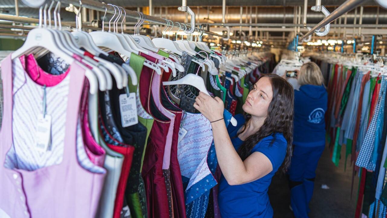 Mitarbeiterinnen eines steirischen Auktionshauses .  