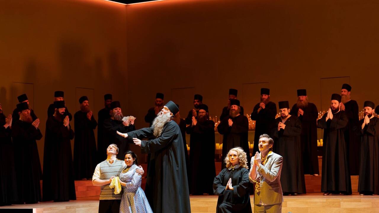 Vladimir Dmitruk als Don Antonio, Stacey Alleaume als Luisa, Anna Goryachova als Clara, Petr Sokolov als Don Ferdinand. 