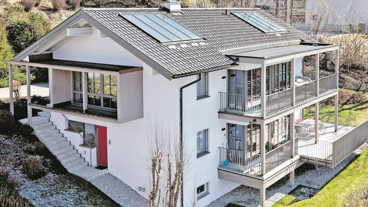 Holzbau Burgschwaiger aus Schwarzach erledigte die Außenarbeiten. 