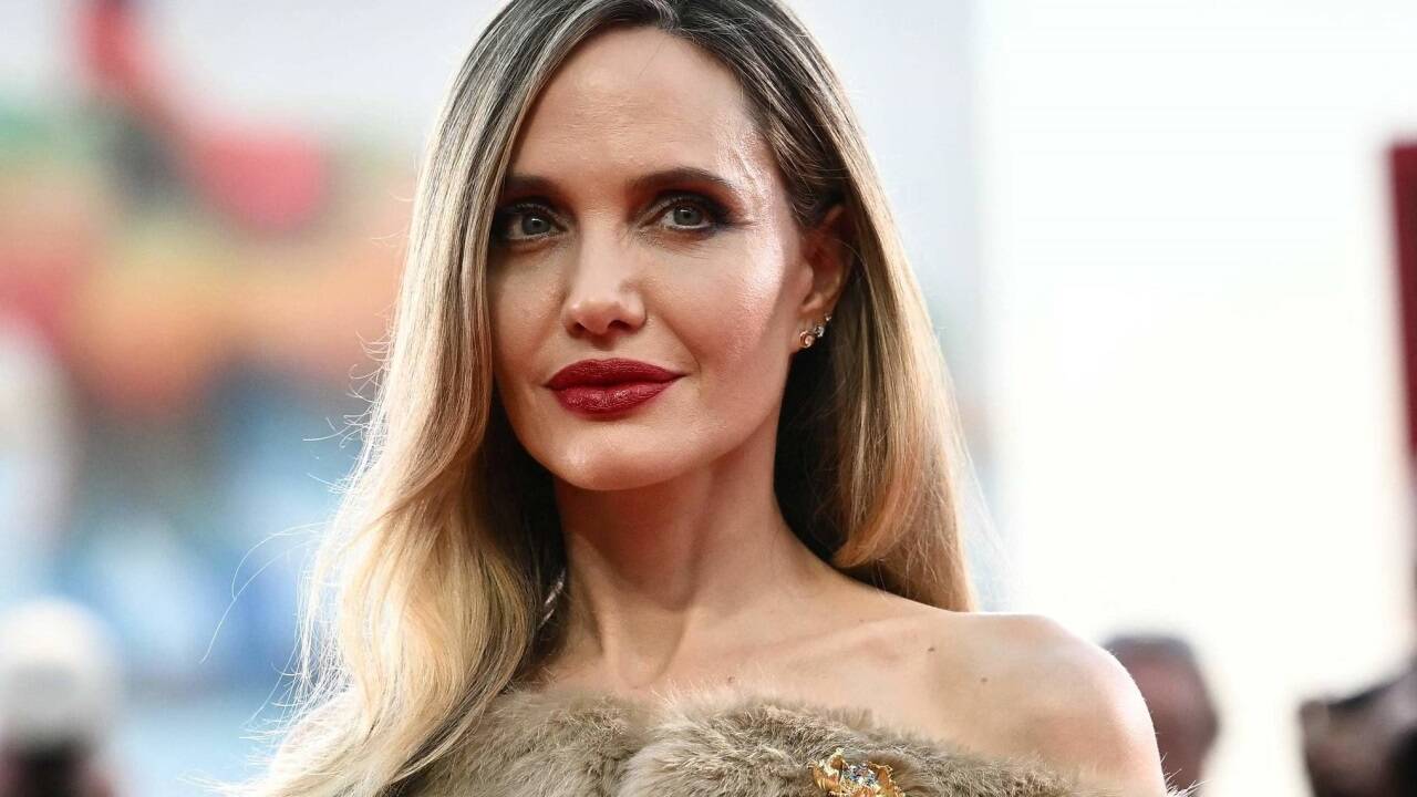 Auch die Synchronsprecherin für Angelina Jolie (im Bild), Claudia Urbschat-Mingues, wirkt bei der Aktion mit.  