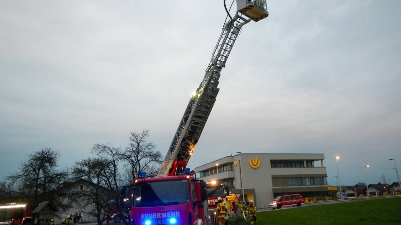 Bilder von der Großübung in Oberndorf. 