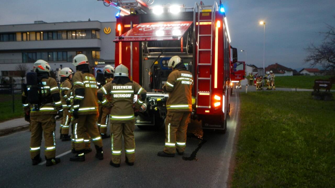 Bilder von der Großübung in Oberndorf. 