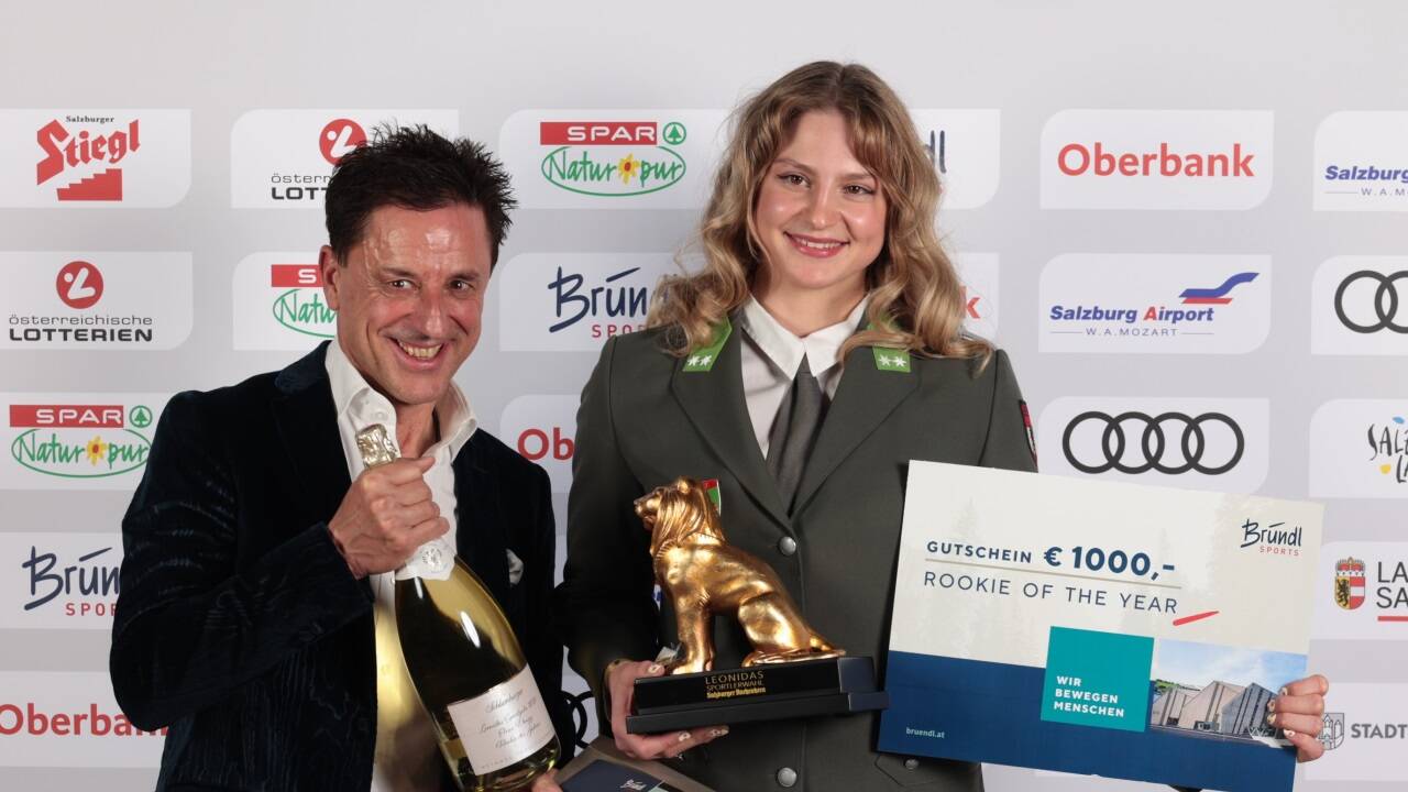 Zum „Rookie des Jahres“ wurde Judo-Kämpferin Elena Dengg gewählt – Bründl-Sports-Geschäftsführer Christoph Bründl übergab den Preis und Geschenke. 