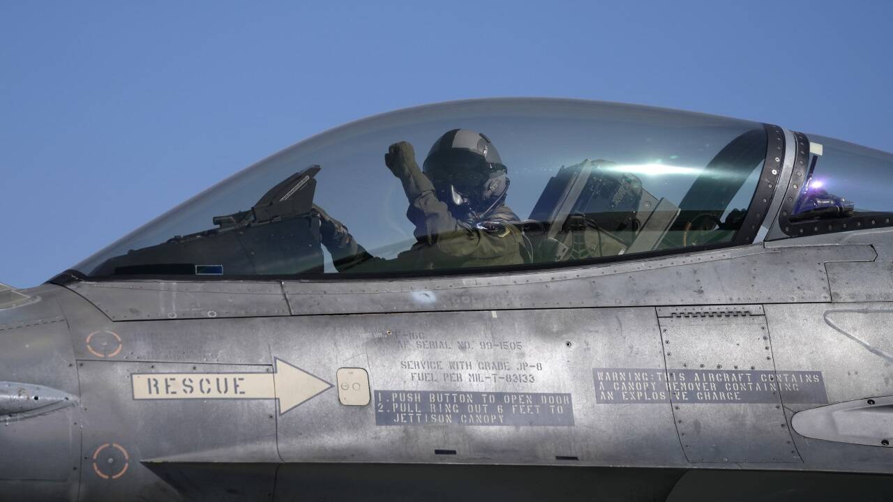 Im Bild: amerikanische F-16 von Nato-Mitglied Griechenland.  Im Bild: amerikanische F-16 von Nato-Mitglied Griechenland.