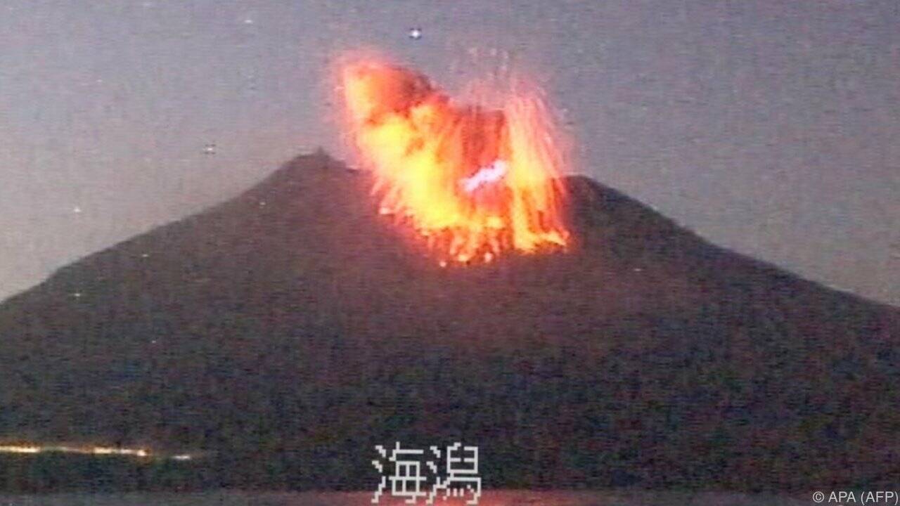 Japanischer Vulkan Sakurajima ausgebrochen | SN.at