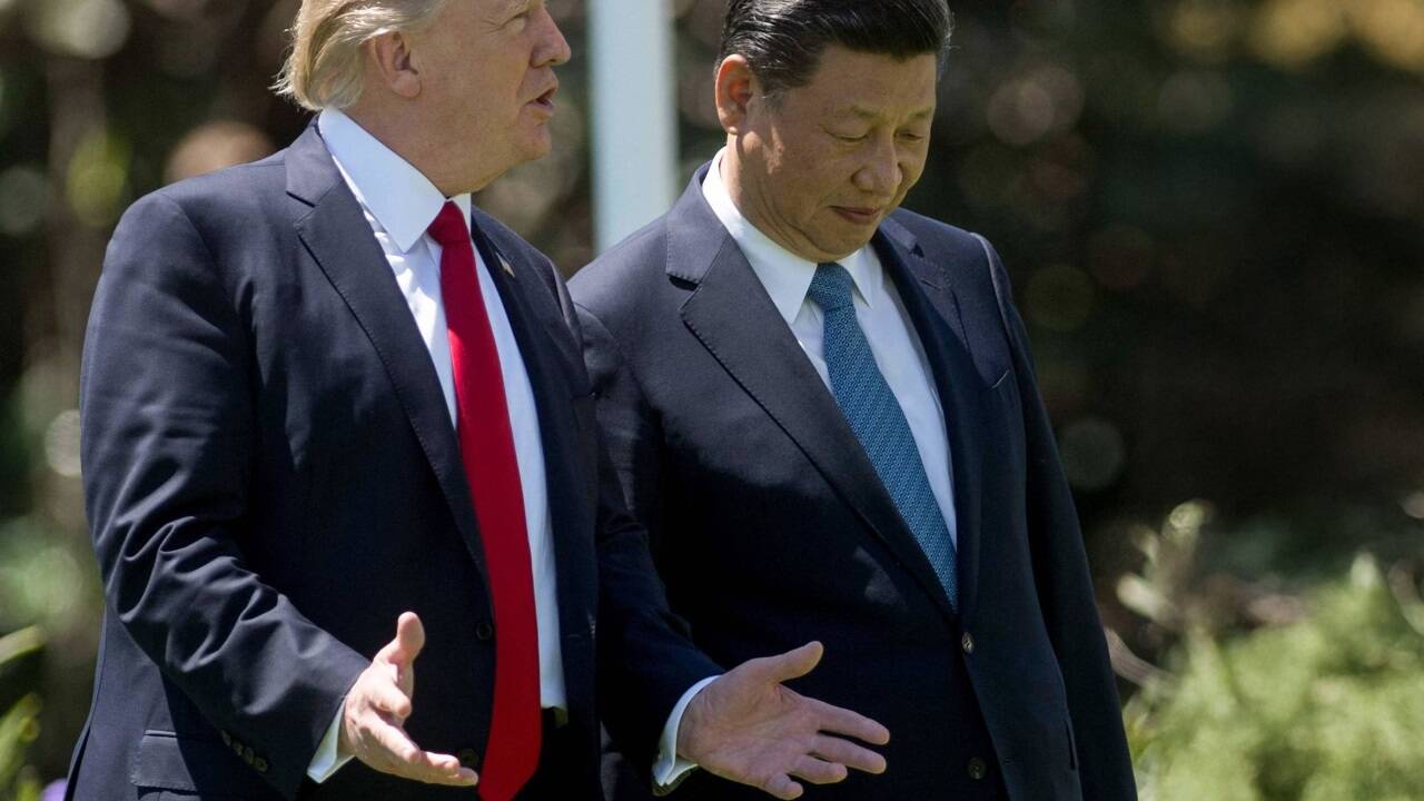 Die Harmonie zwischen US-Präsident Trump und Chinas Xi Jinping gibt es nur noch auf historischen Aufnahmen. 