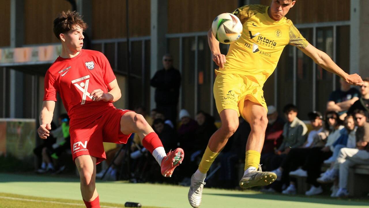 Thomas Füreder (links) spielt bislang ein starkes Frühjahr in der Salzburger Liga. 