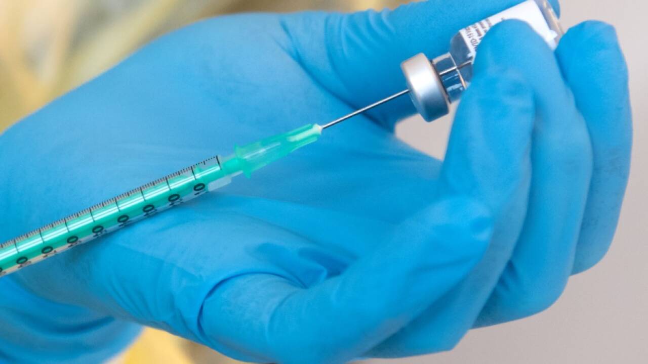 Die Covid-19-Pandemie hat uns im April 2020, also vor genau fünf Jahren, in Atem gehalten. Eine Impfexpertin nimmt dazu Stellung. Die Covid-19-Pandemie hat uns im April 2020, also vor genau fünf Jahren, in Atem gehalten. Eine Impfexpertin nimmt dazu Stellung.