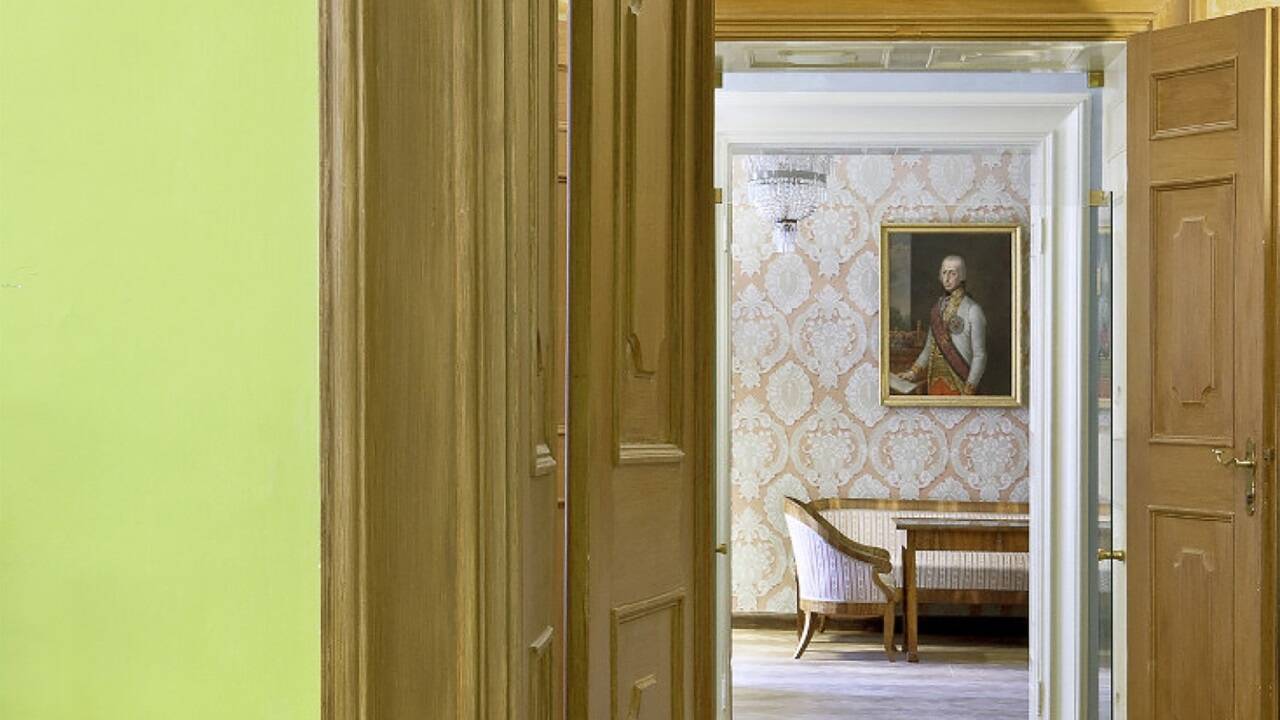 Einblick in Welterbe-Gebäude in Salzburg: Stuckdecken, Holzböden und Malereien wurden im Büro des Landesdenkmalamts in der Sigmund-Haffner-Gasse restauriert. Einblick in Welterbe-Gebäude in Salzburg: Stuckdecken, Holzböden und Malereien wurden im Büro des Landesdenkmalamts in der Sigmund-Haffner-Gasse restauriert.
