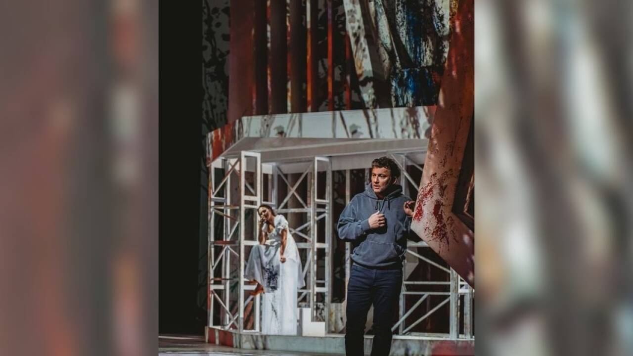 Szene aus „Parsifal“ bei den Tiroler Festspielen Erl.  Szene aus „Parsifal“ bei den Tiroler Festspielen Erl.