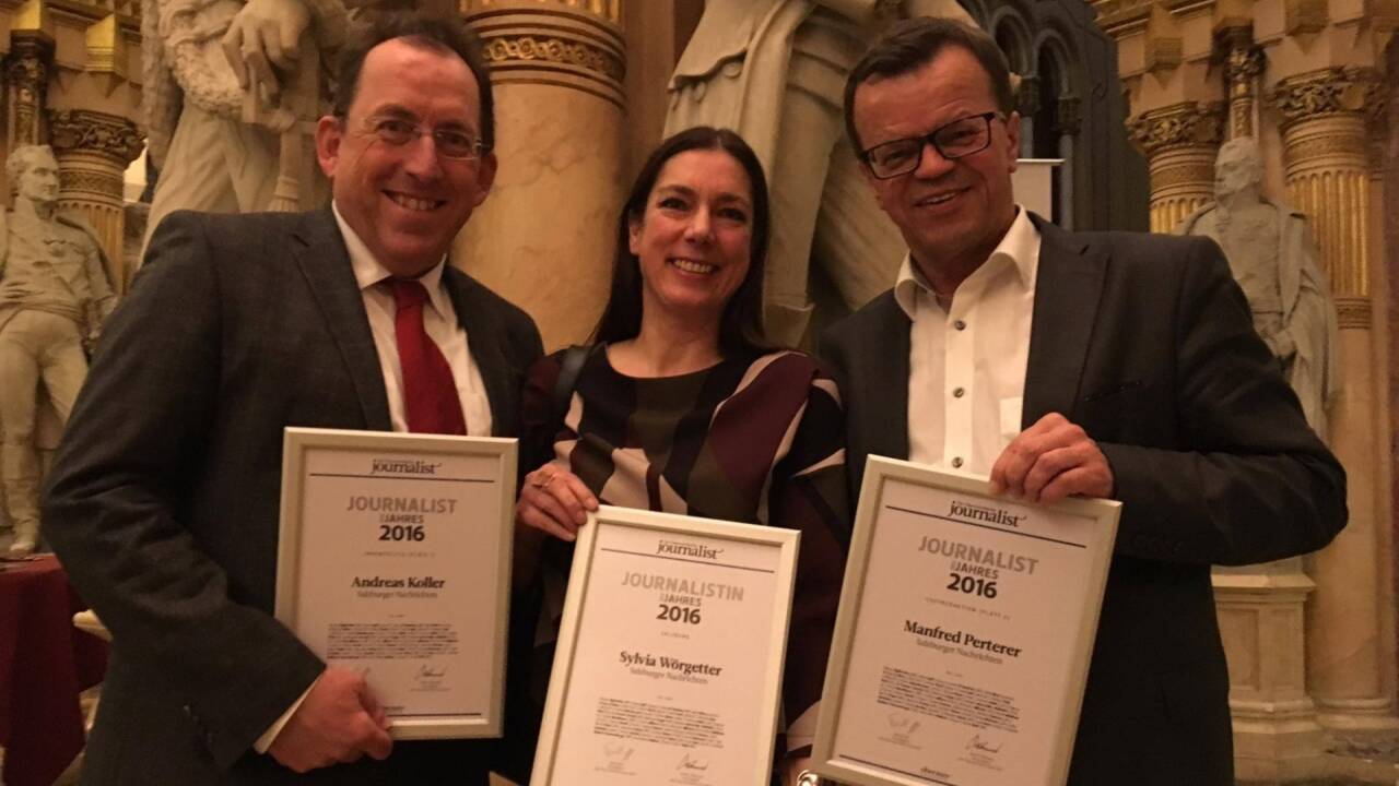 Auszeichnungen für die „Salzburger Nachrichten“ (v. l.): Andreas Koller (Innenpolitik), Sylvia Wörgetter (Salzburg) und Manfred Perterer (Chefredakteur). 