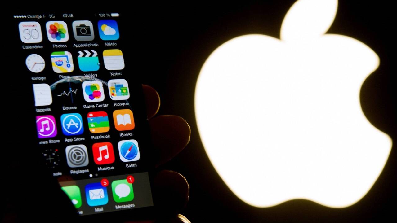 Die Kommission wirft Apple vor, seinen Nutzerinnen und Nutzern günstigere Alternativen zum eigenen App-Store vorzuenthalten. Die Kommission wirft Apple vor, seinen Nutzerinnen und Nutzern günstigere Alternativen zum eigenen App-Store vorzuenthalten.