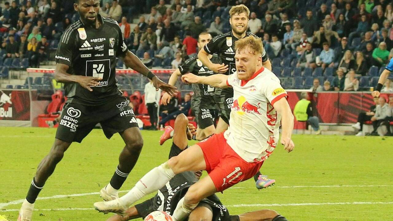 Foul oder kein Foul? Diese Szene erhitzte die Gemüter. 