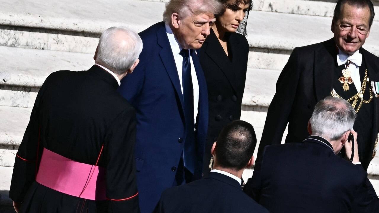Trump am Petersplatz in Rom. 