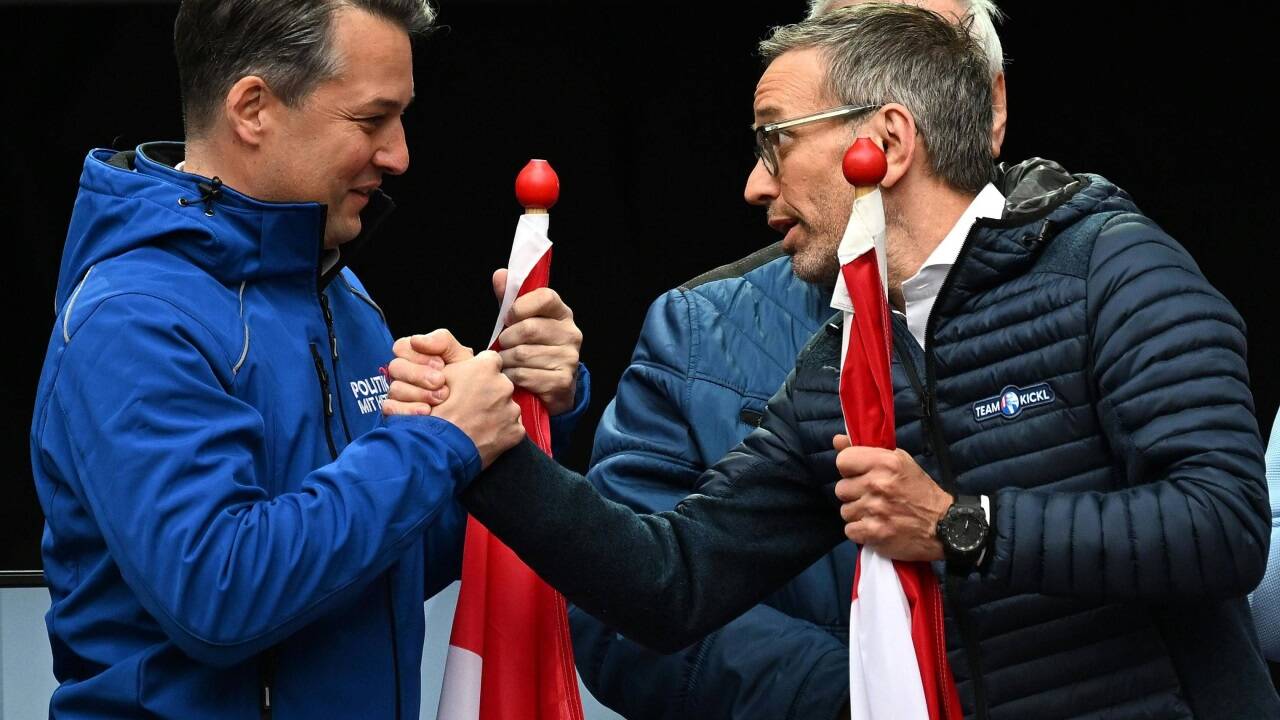 FPÖ-Chef Dominik Nepp mit Bundesparteichef Herbert Kickl. 