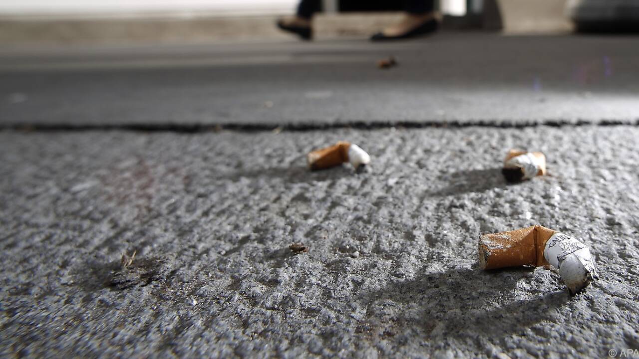 Höhere Strafen für weggeworfene Zigarettenstummel.  