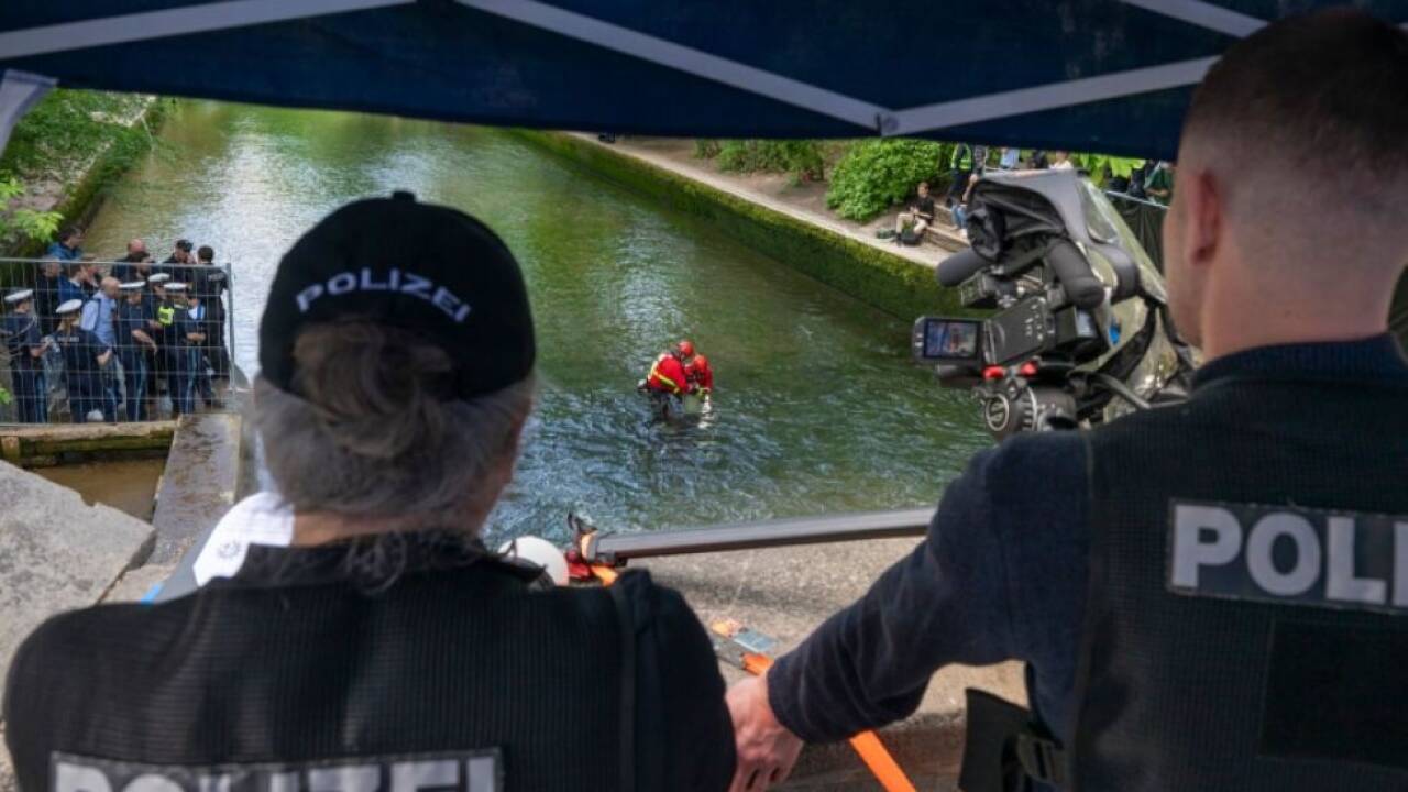 Die Untersuchungen gingen am Donnerstag weiter 
