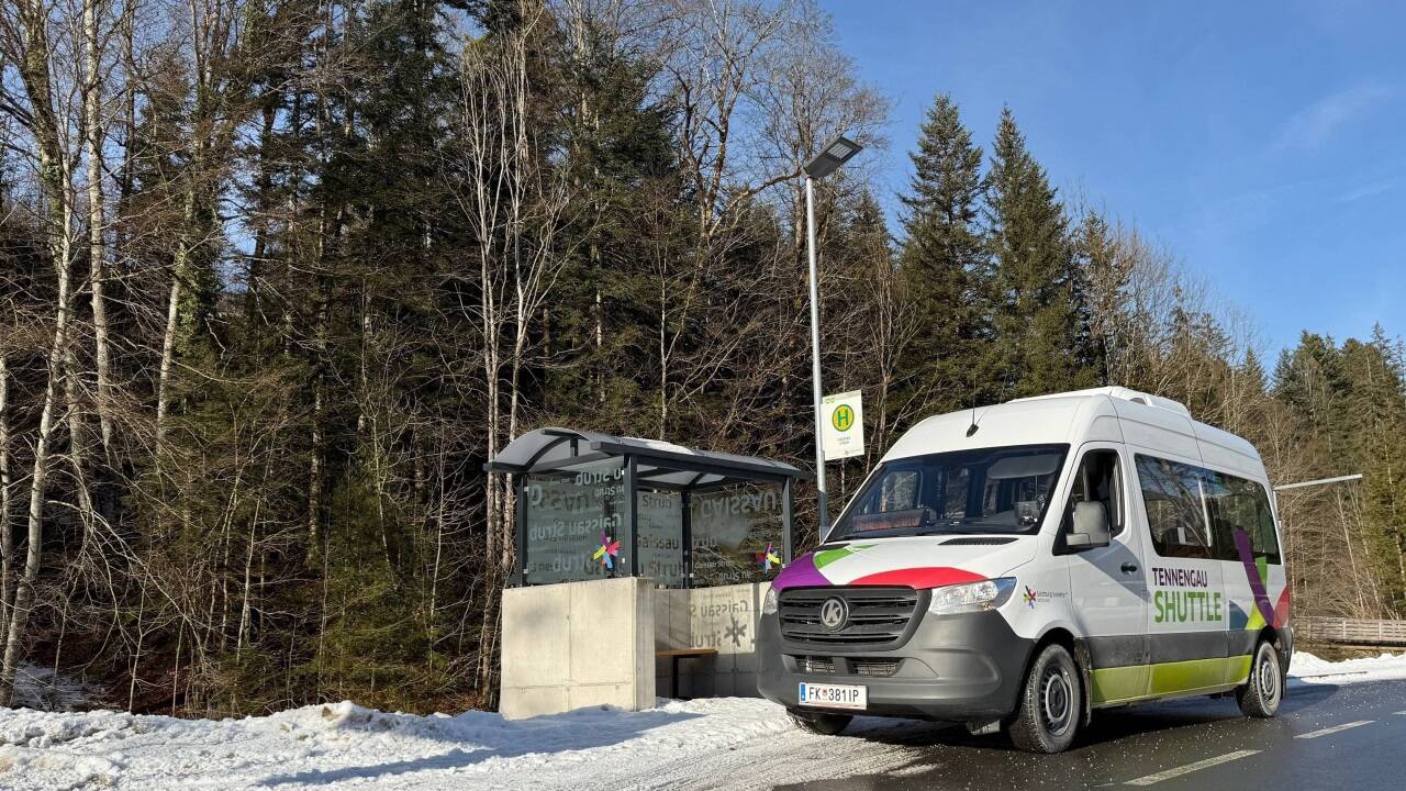 Das Tennengau-Shuttle verkehrt seit der Fahrplanumstellung im Dezember 2024 in den Gemeinden Adnet, Krispl, Oberalm und Puch. 