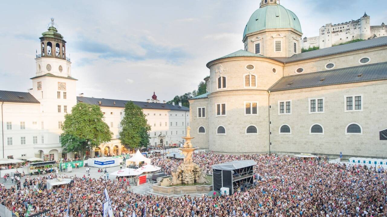 Neun Jahre nach dem letzten Altstadtkonzert in Salzburg wird am Freitag und Samstag wieder die große Konzertbühne aufgebaut.  