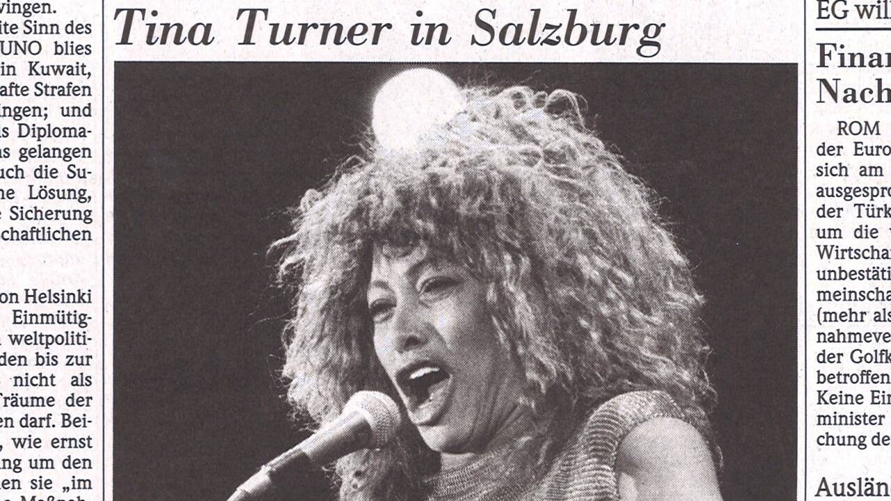 Tina Turner trat am 9. September 1990 auf dem Salzburger Residenzplatz auf – vor 30.000 Menschen. 