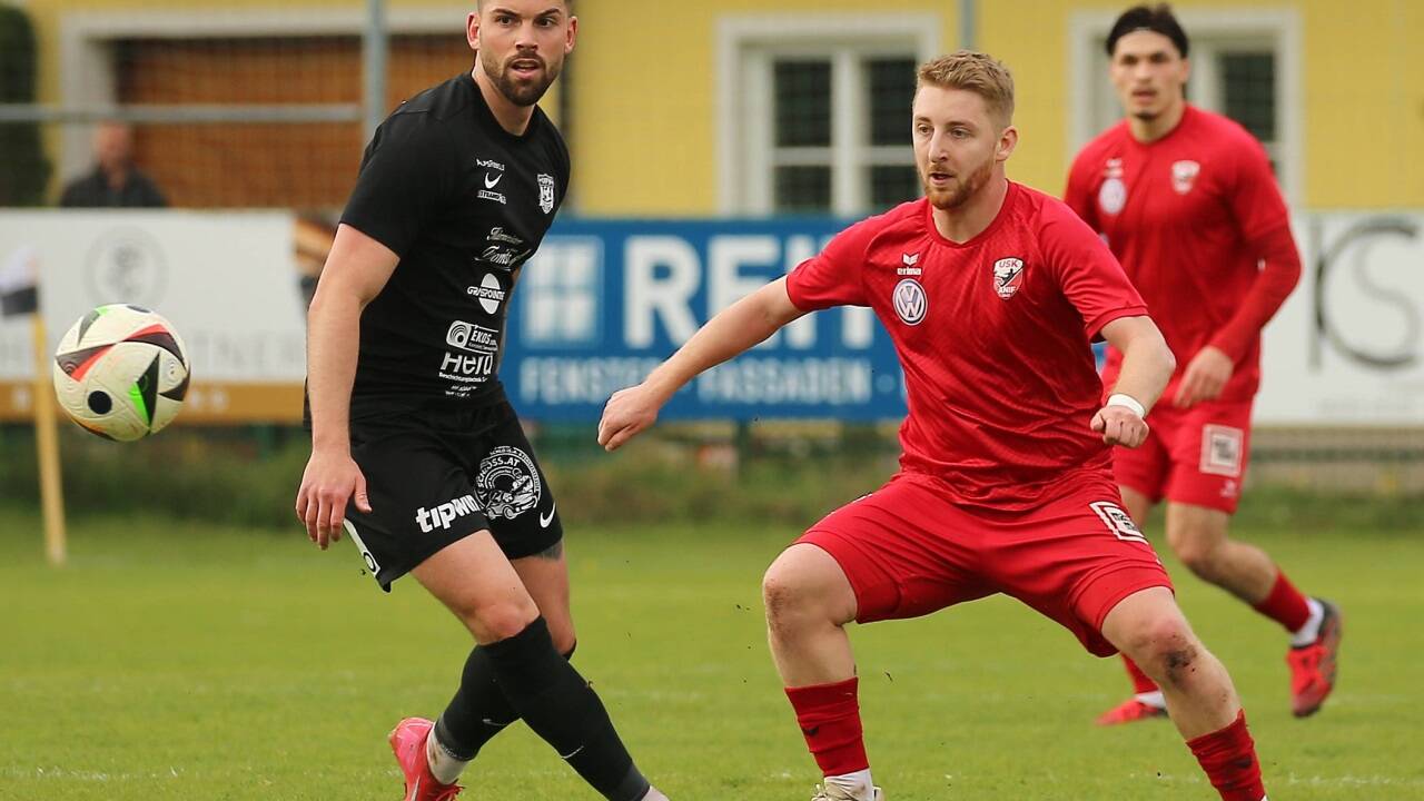 Christoph Siller (rechts) bleibt in der Salzburger Liga. 