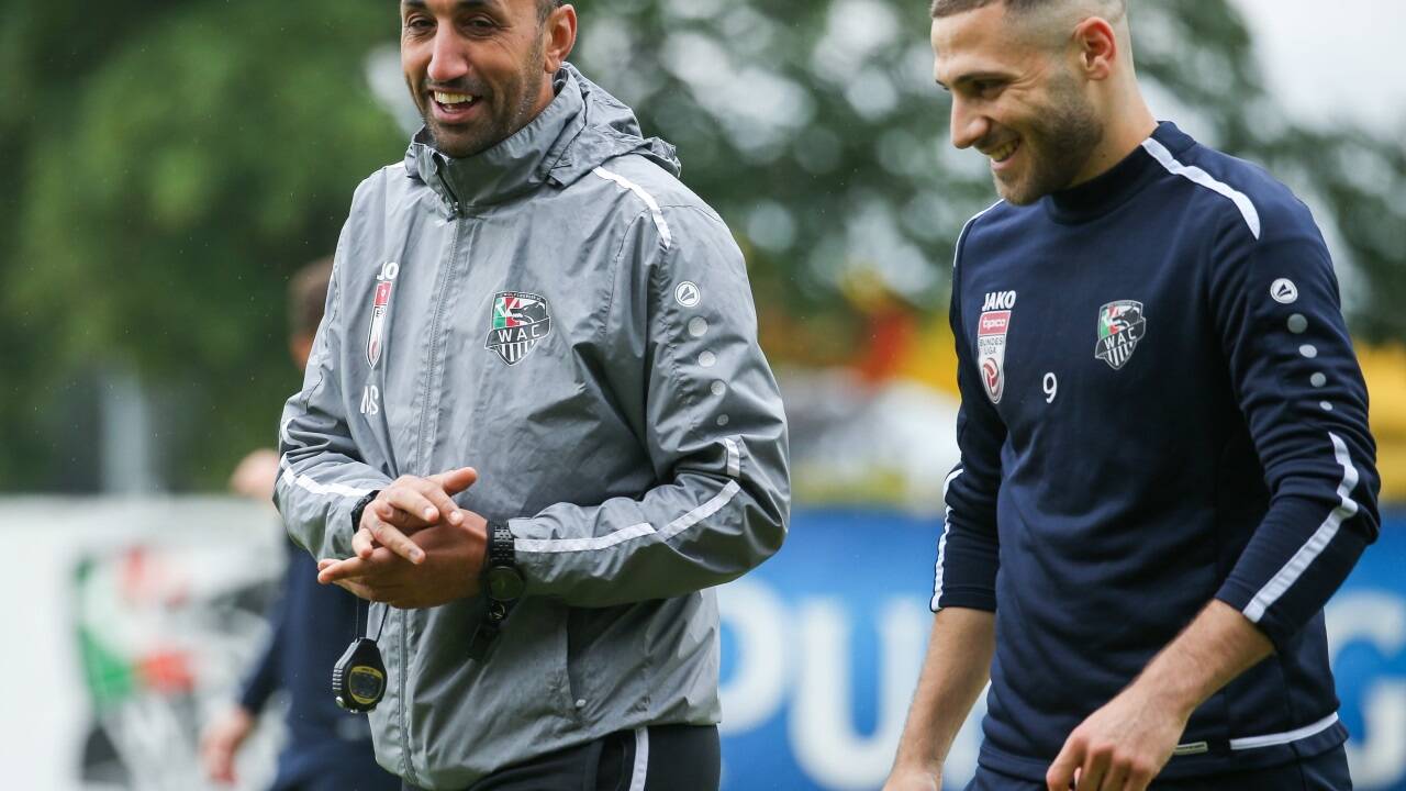 Mohamed Sahli (l.) arbeitete in Österreich unter anderem bei den Bundesligisten Red Bull Salzburg, Sturm Graz und WAC.  