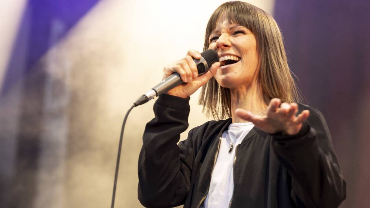 Christina Stürmer mit Hits wie „Ich lebe“ oder „Scherbenmeer“.  
