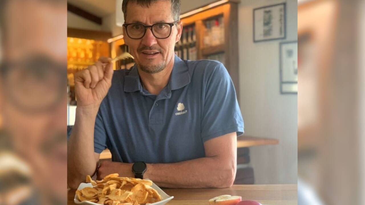 Thomas Ober rät, öfter einmal in den sauren Apfel zu beißen.  