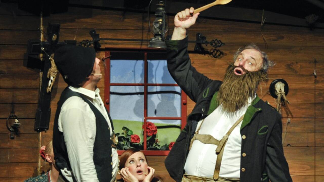Manfred O. Tauchen (r.) als 'Bauer' im 'Watzmann' im Jahr 2011 