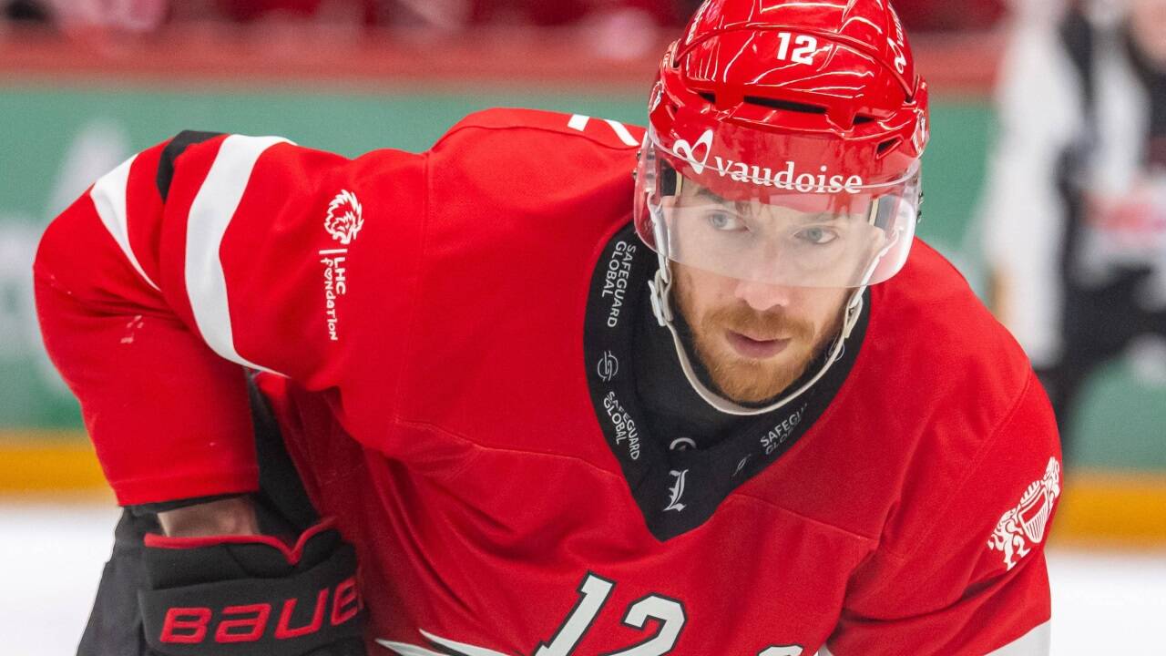 Michael Raffl spielte zuletzt in der Schweiz für Lausanne. Michael Raffl spielte zuletzt in der Schweiz für Lausanne.