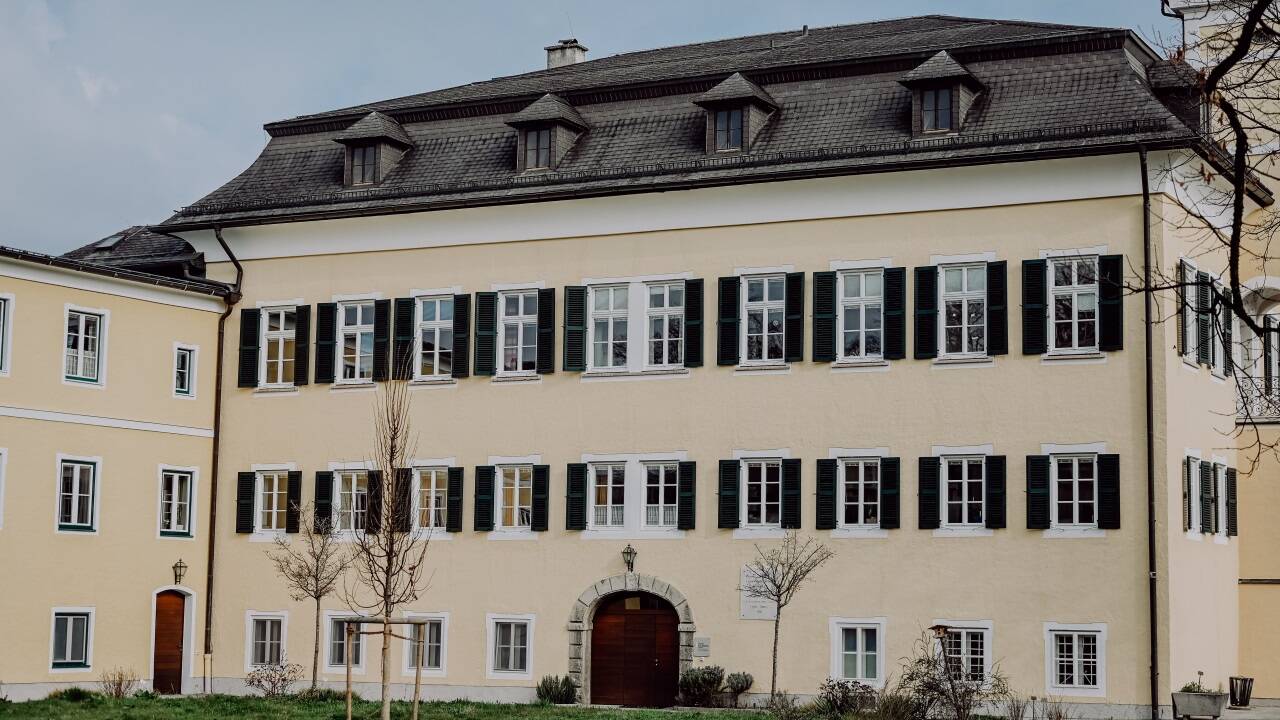 Das Landesinstitut für Hör- und Sehbildung in Salzburg-Lehen am Areal der Josef-Rehrl-Schule.  