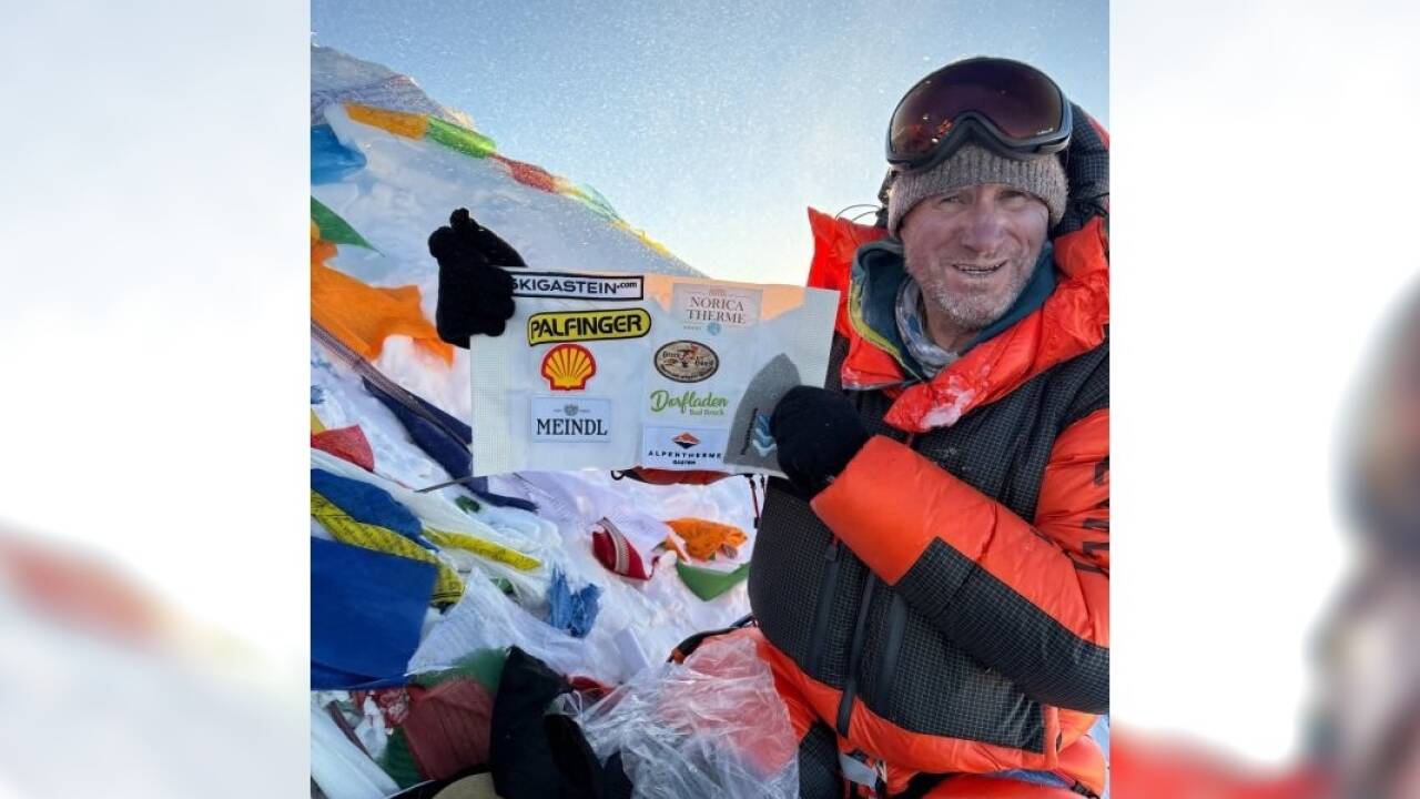 Walter Pichler auf dem Mount Everest. Walter Pichler auf dem Mount Everest.