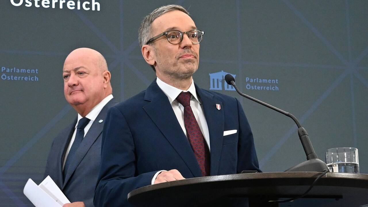 FPÖ-Chef Herbert Kickl will die Kanzlerpartei ÖVP mittels U-Ausschuss attackieren. FPÖ-Chef Herbert Kickl will die Kanzlerpartei ÖVP mittels U-Ausschuss attackieren.