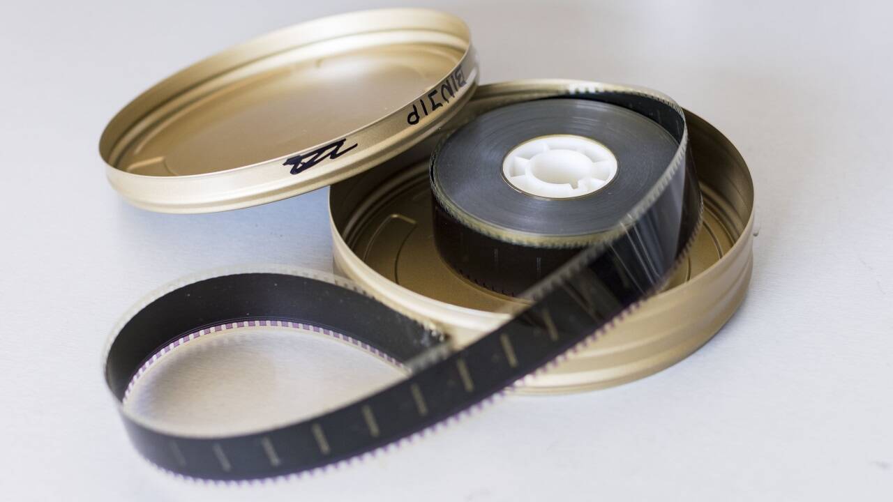 Eine von vielen 35-Millimeter-Filmrollen mit Trailern, die einst Lust auf Kino machten.  