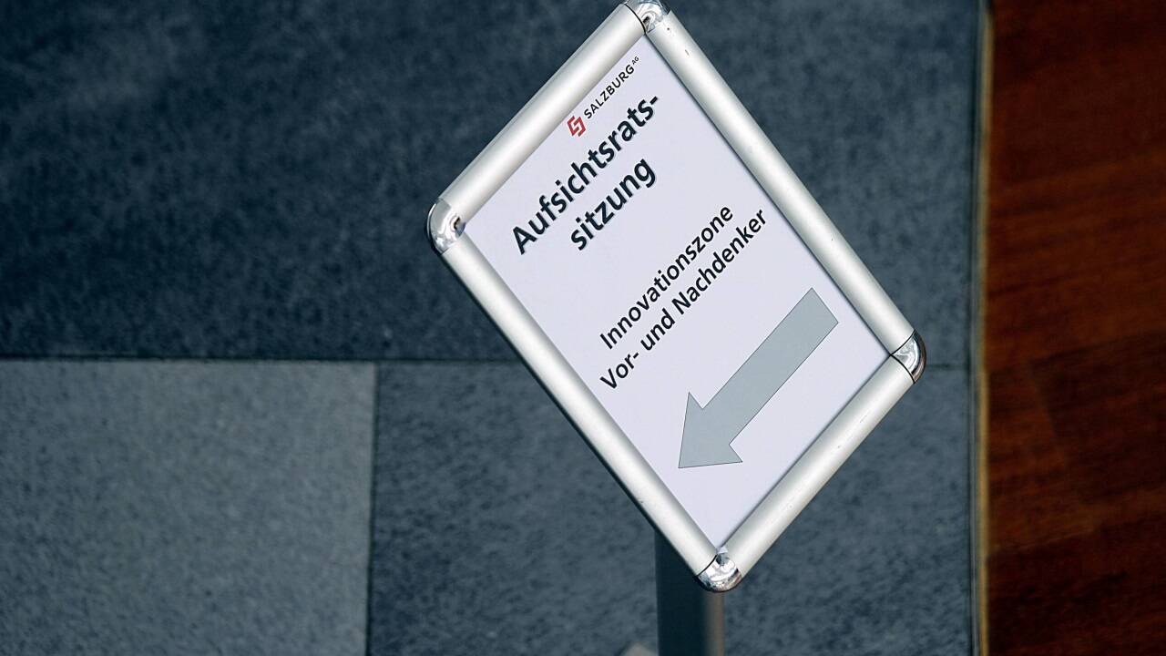 Am Dienstagnachmittag tagte der Aufsichtsrat der Salzburg AG. Hinter verschlossenen Türen sorgt in diesem Gremium vor allem ein Auftritt für Stirnrunzeln.  