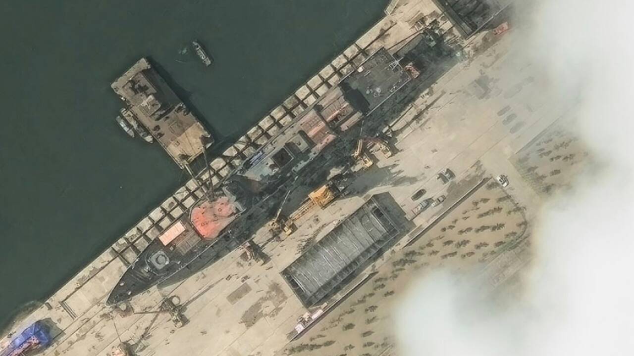 Der Zerstörer der nordkoreanischen Marine vor dem Unfall 