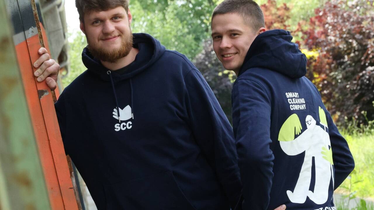 Yehor Forost und Oleksandr Kiporenko führen in Salzburg die Smart Cleaning Company.  