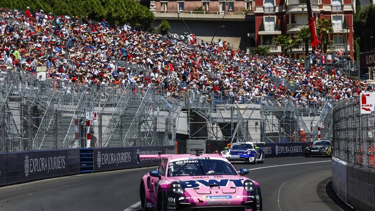 BWT Lechner Racing jubelte in Monaco in Person von Robert de Haan über den Sieg im Porsche Supercup.  