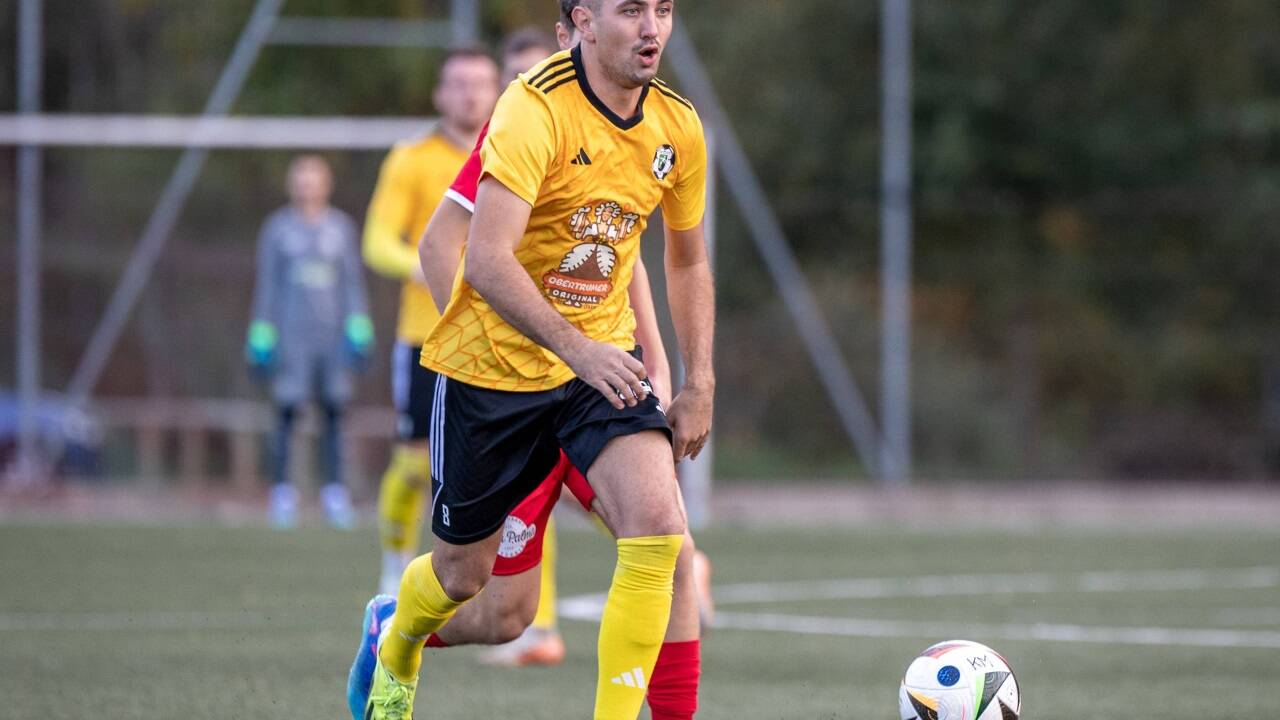 Safet Ikanovic bleibt als Spieler erhalten. 