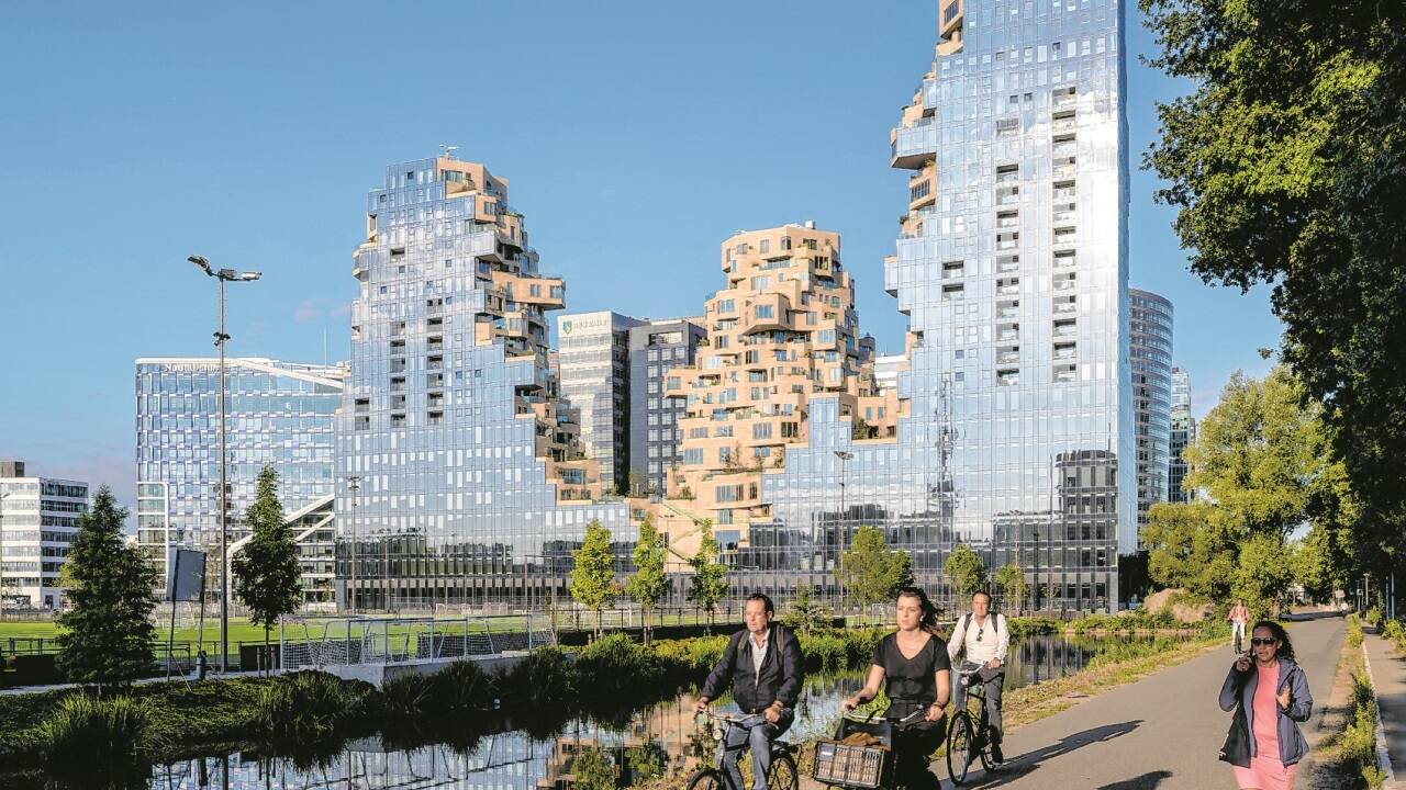 „Valley“ ist ein spektakuläres Projekt in Amsterdam, entworfen mit KI-Unterstützung. 