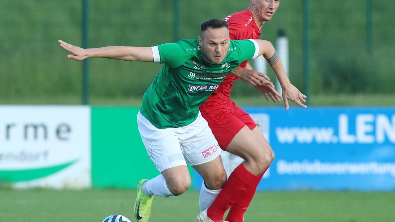 Eugendorfs Christopher Mayr (links) verlässt die Salzburger Liga. 