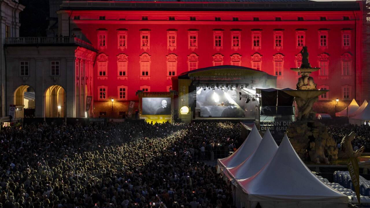 Die Residenzplatzkonzerte feierten heuer ein Comeback im Mai. Doch es ist auch sonst viel Trubel das ganze Jahr über auf den Plätzen der Salzburger Altstadt. Die Residenzplatzkonzerte feierten heuer ein Comeback im Mai. Doch es ist auch sonst viel Trubel das ganze Jahr über auf den Plätzen der Salzburger Altstadt.